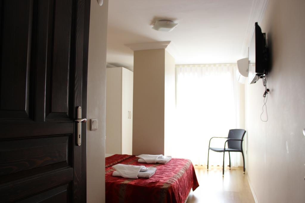 My Way Terrace Hotel Adalar Quarto foto